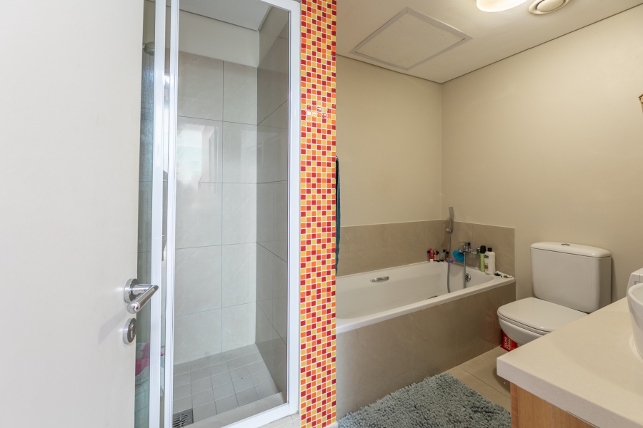 3 Bedroom Property for Sale in Waves Edge Western Cape
